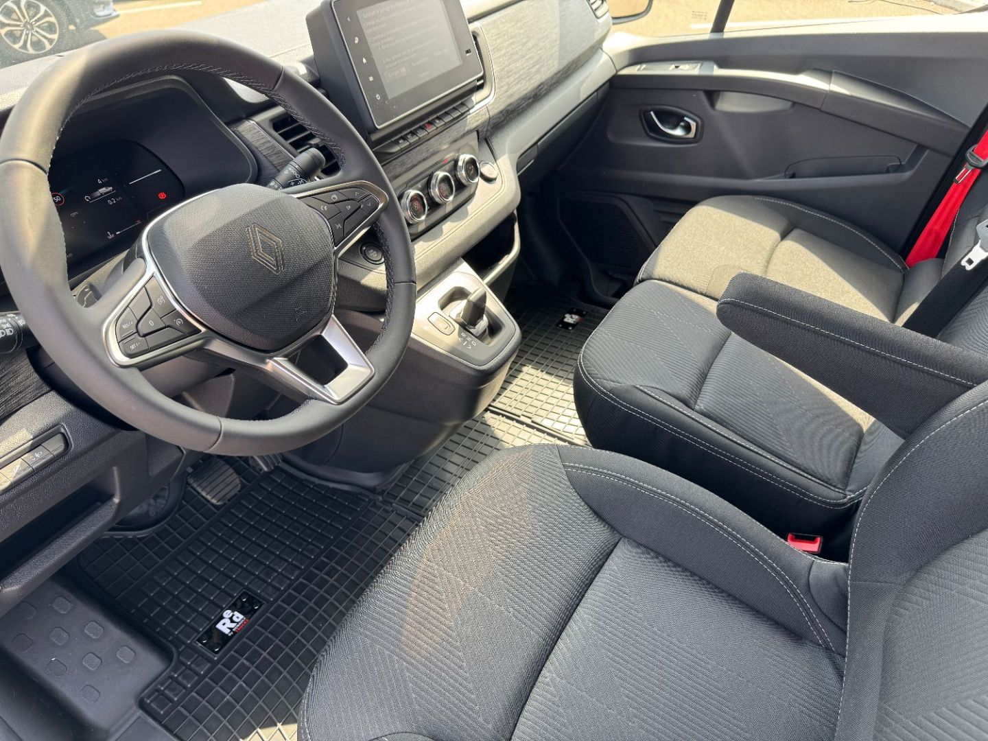 RENAULT TRAFIC CABINE APPROFONDIE - L2H1 3T BLUE DCI 170 BVA9 EXCLUSIVE 6PL