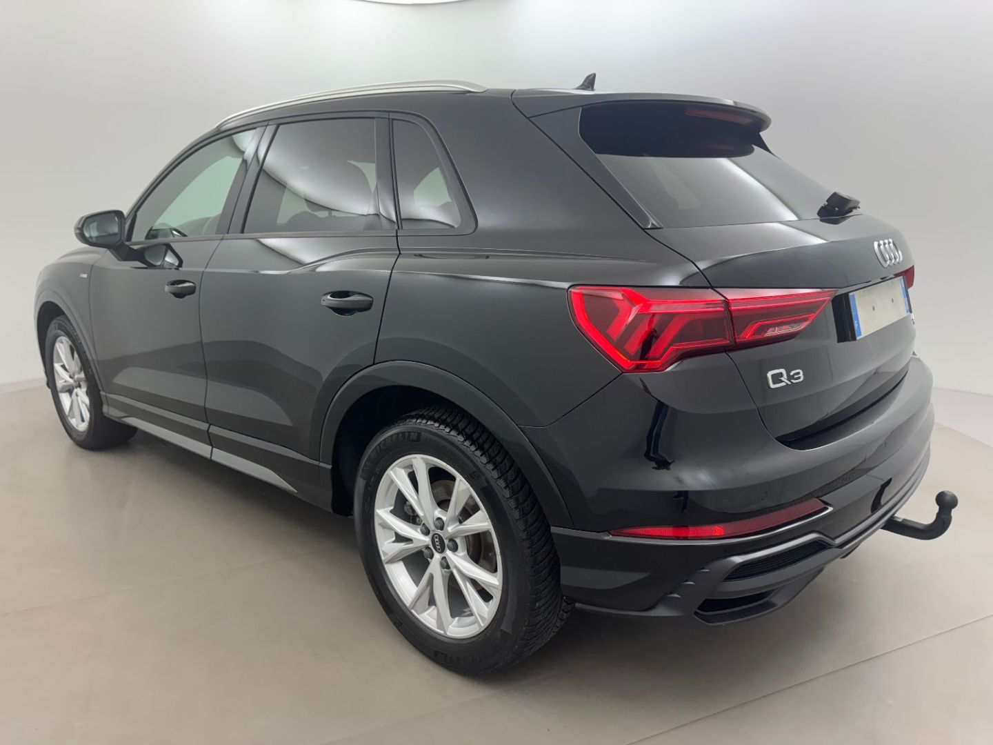 AUDI Q3 - 40 2.0 TDI 200 S LINE QUATTRO S TRONIC 7