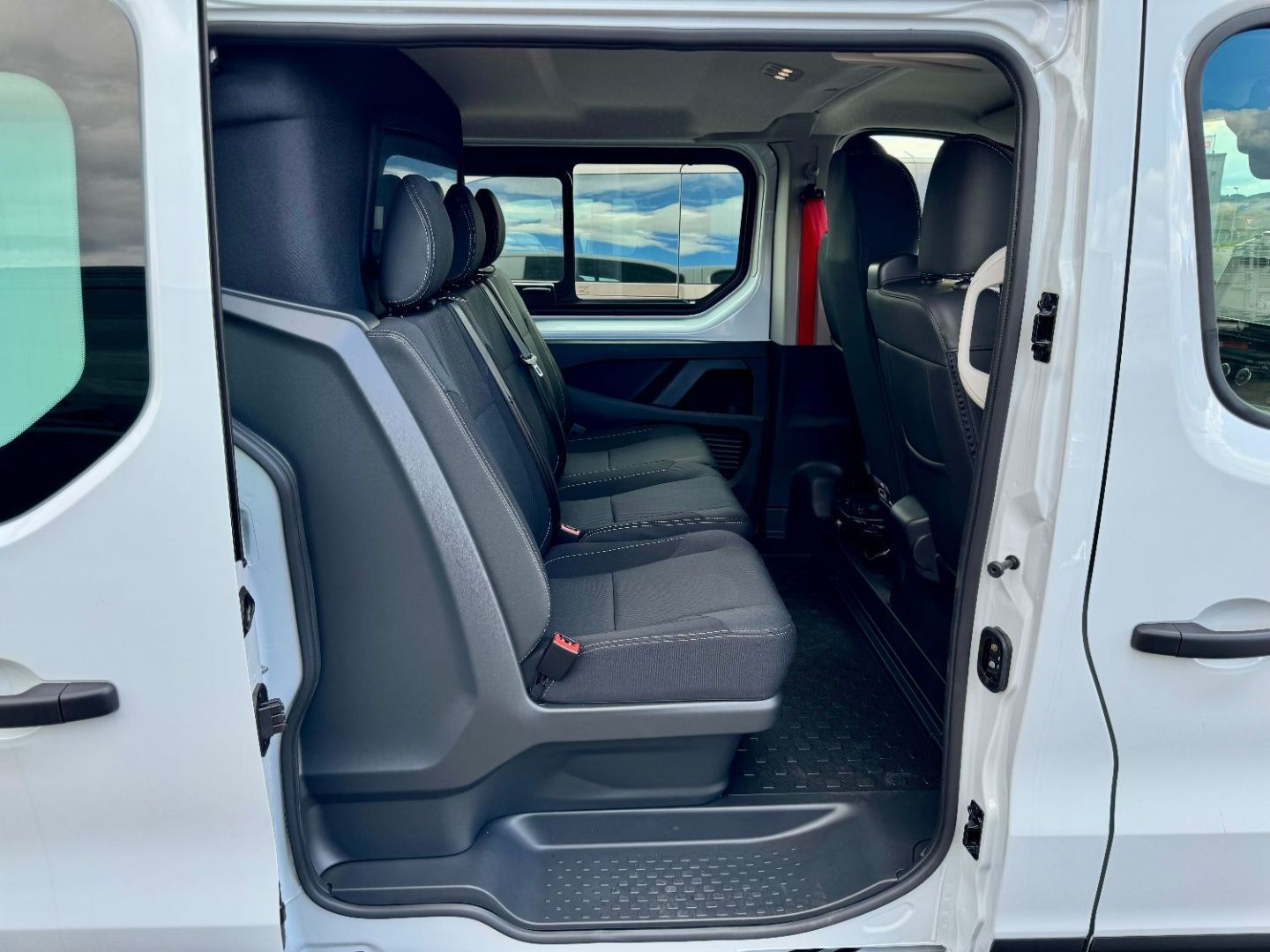 RENAULT TRAFIC CABINE APPROFONDIE - CA L2H1 3T BLUE DCI 150 BVA9 GSR2 RED EDITION 6PL