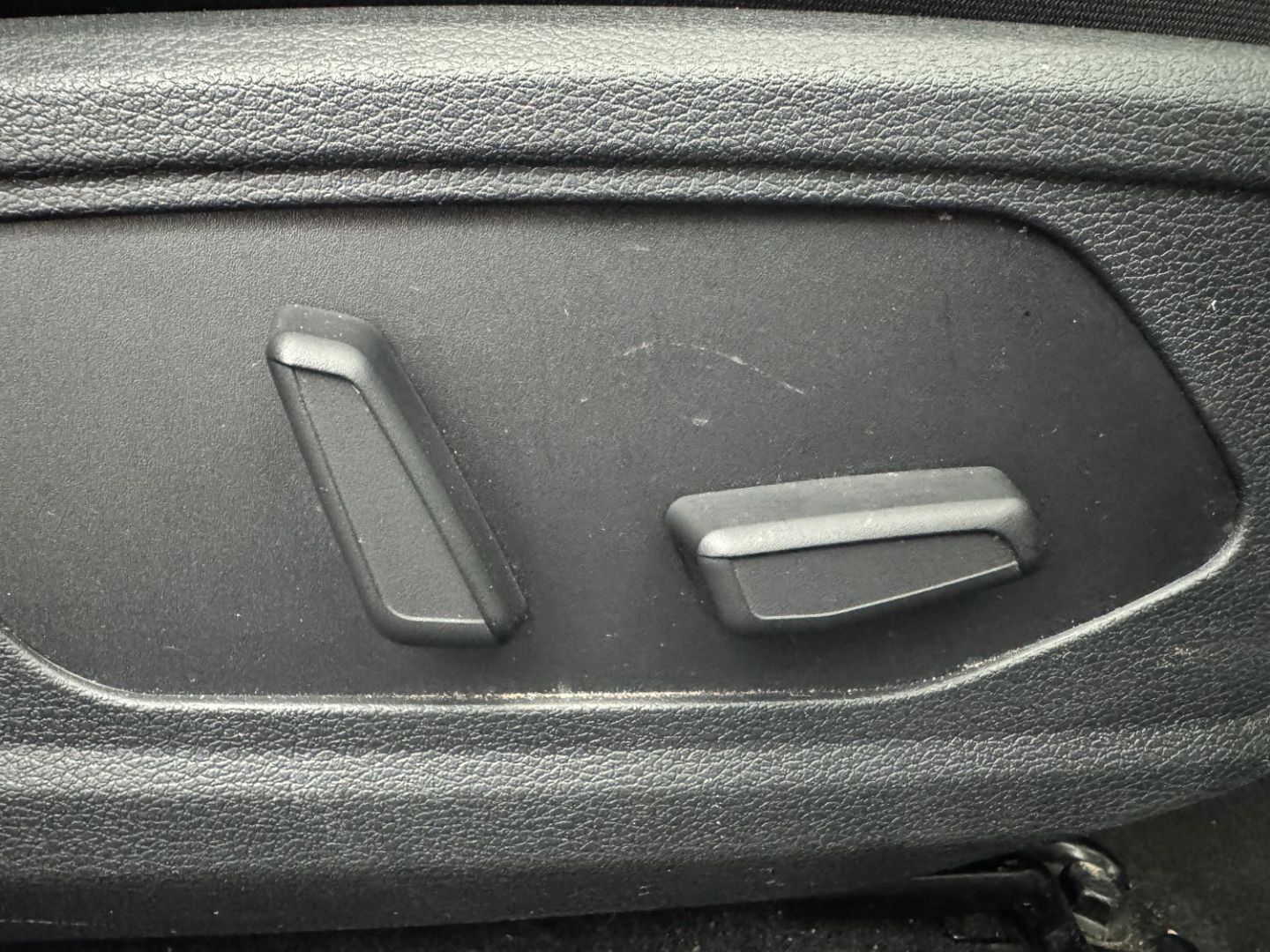 KIA SPORTAGE - 1.6 T-GDi 265 Hybride Rechargeable GT LINE 4x4 PREMIUM BUSINESS BVA6