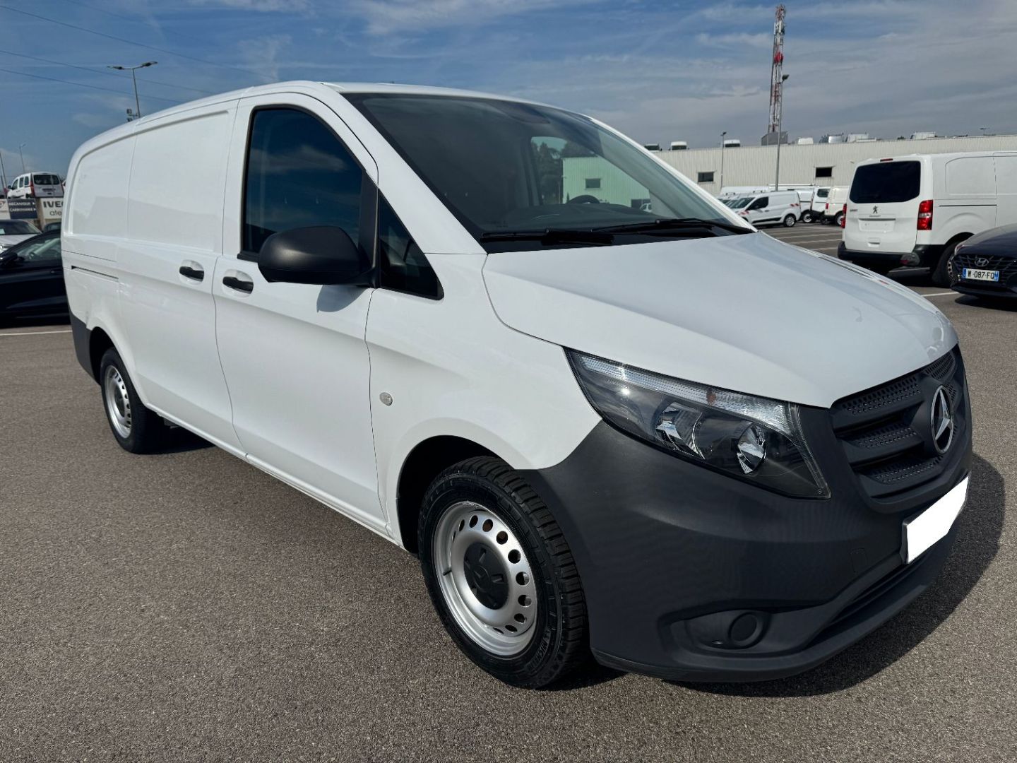 MERCEDES-BENZ VITO FOURGON 111 CDI 114 LONG