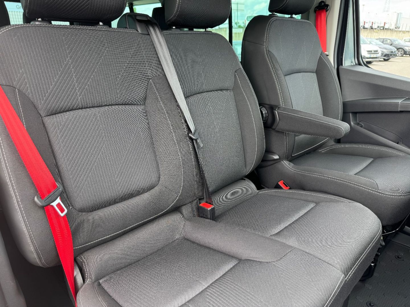 RENAULT TRAFIC COMBI - L2 Blue dCi 170 BVA9 9PL