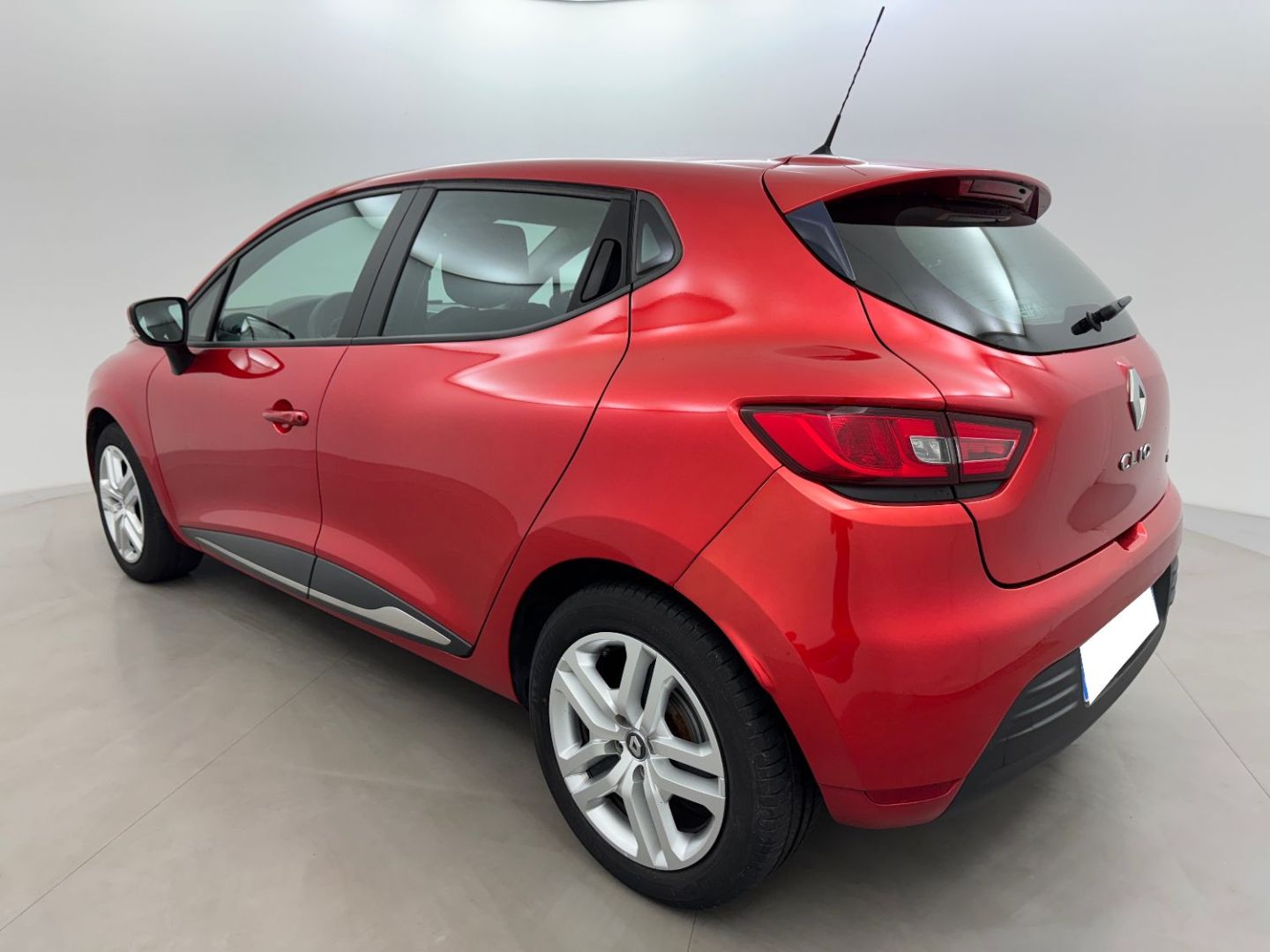 RENAULT CLIO IV - 0.9 TCe 90 Zen