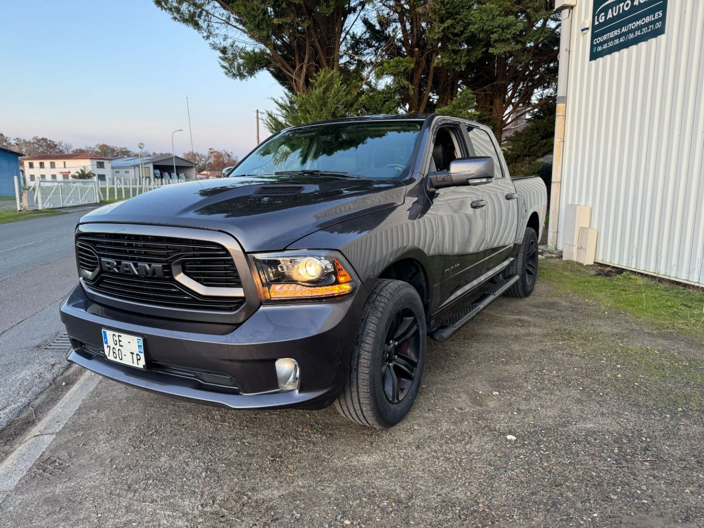 DODGE RAM - 1500 SLT (2020)