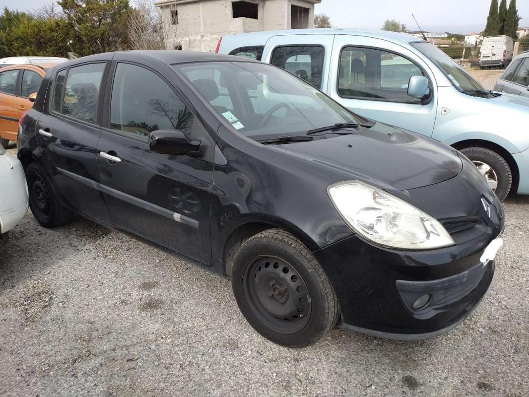 RENAULT CLIO - III 1,2 TCE (2008)