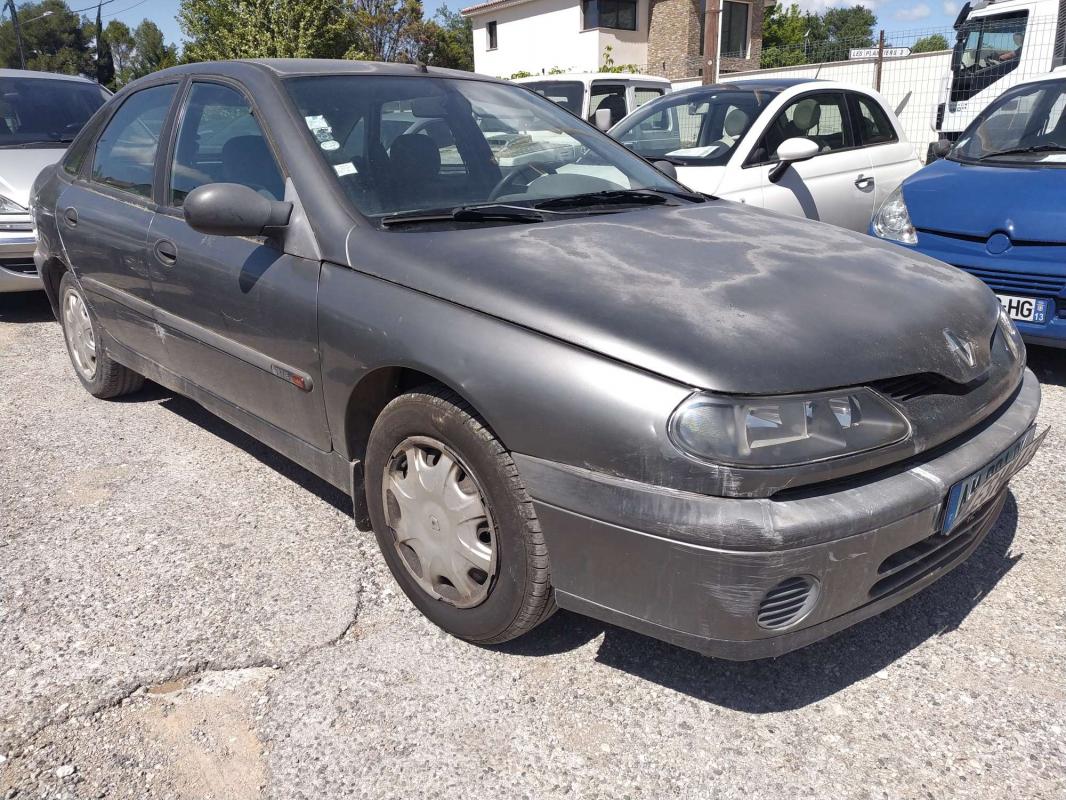 Renault Laguna - I 1,6 16v RTE