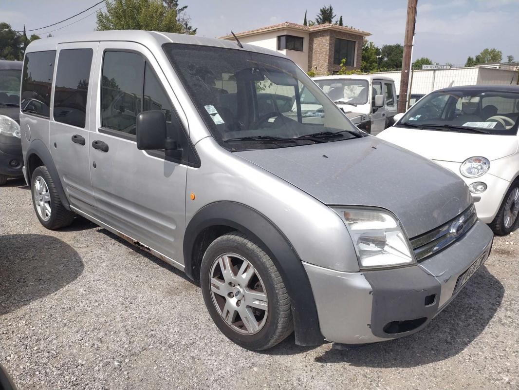 FORD TOURNEO CONNECT - 1,8 TDCI 110CV T210 COURT (2008)