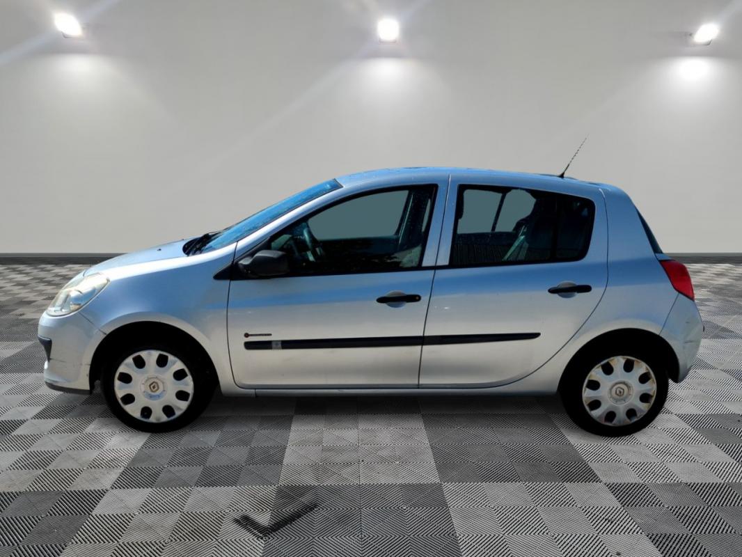 Renault Clio - III 1,5 DCI 70CV AUTHENTIQUE