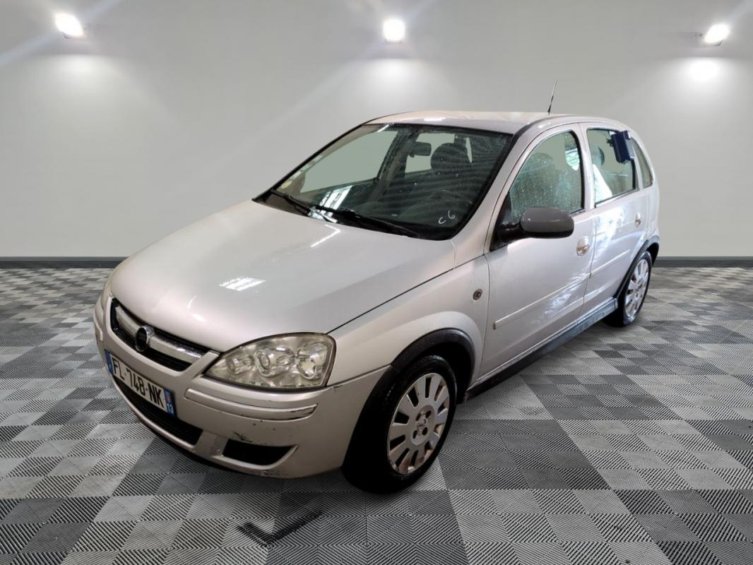 Opel Corsa - III 1,4 i TWINPORT COSMO 90CV