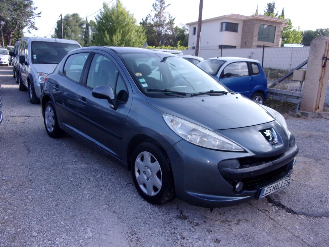 Peugeot 207 - 1,4 HDI 70CV PREMIUM BLUE LION