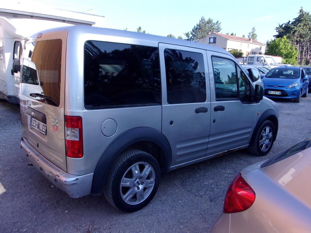 FORD TOURNEO CONNECT - 1,8 TDCI 110CV T210 COURT (2008)