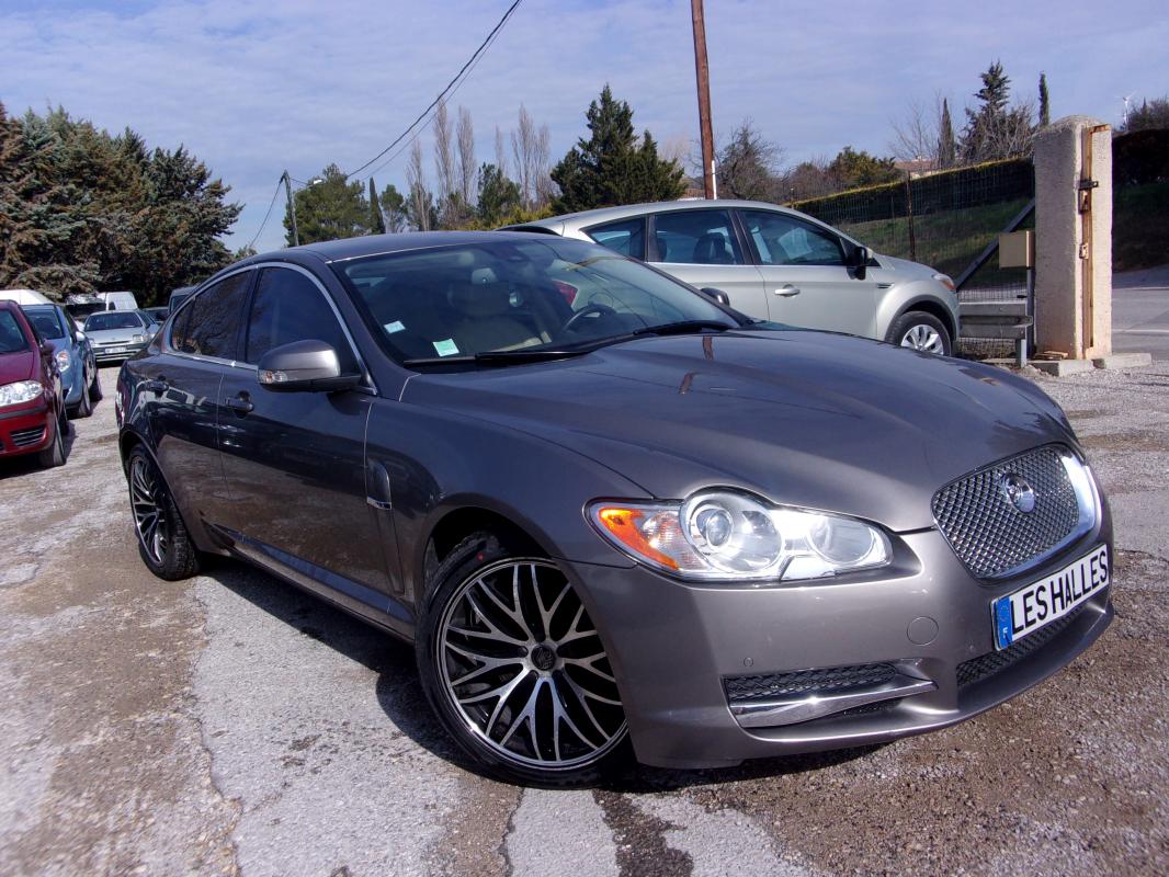 Jaguar XF - 2,7 V6D BI-TURBO 207CV PREMIUM BOITE AUTO