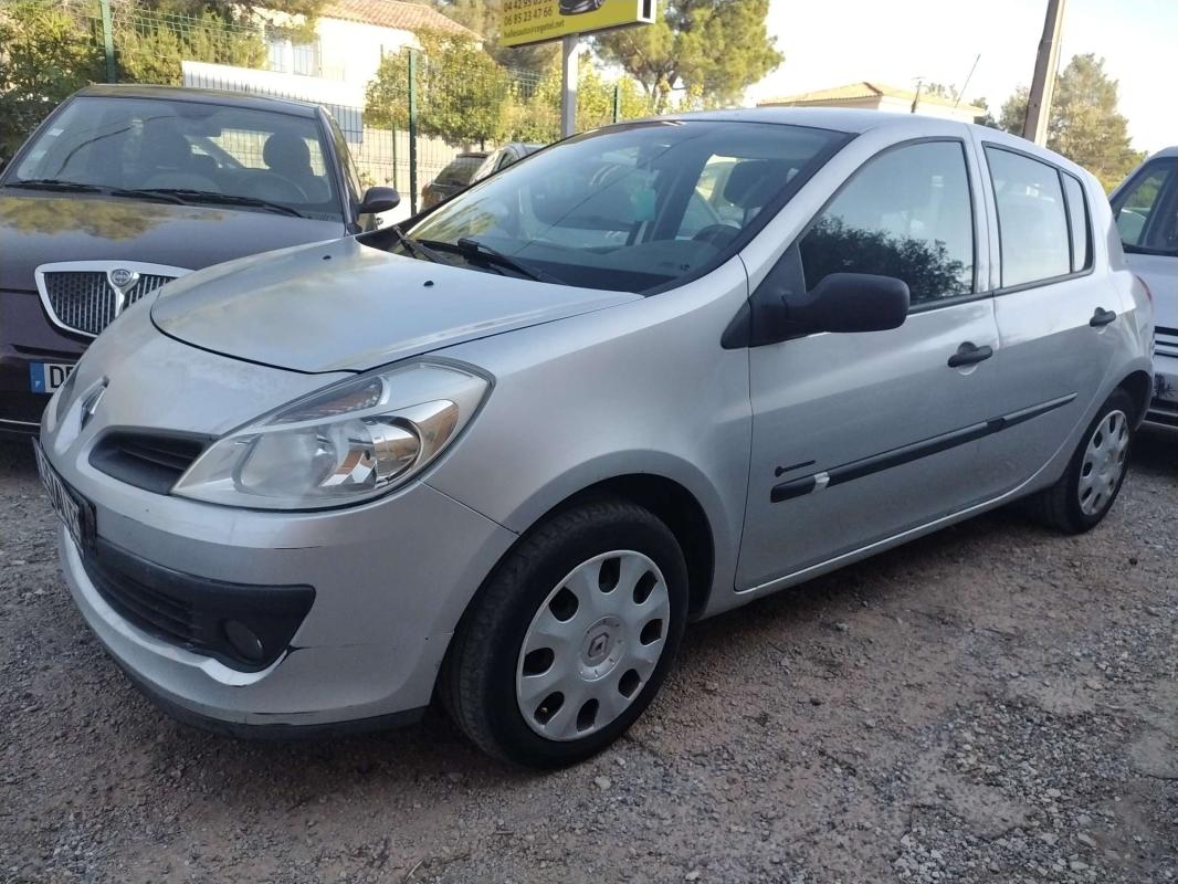 Renault Clio - III 1,5 DCI 70CV AUTHENTIQUE