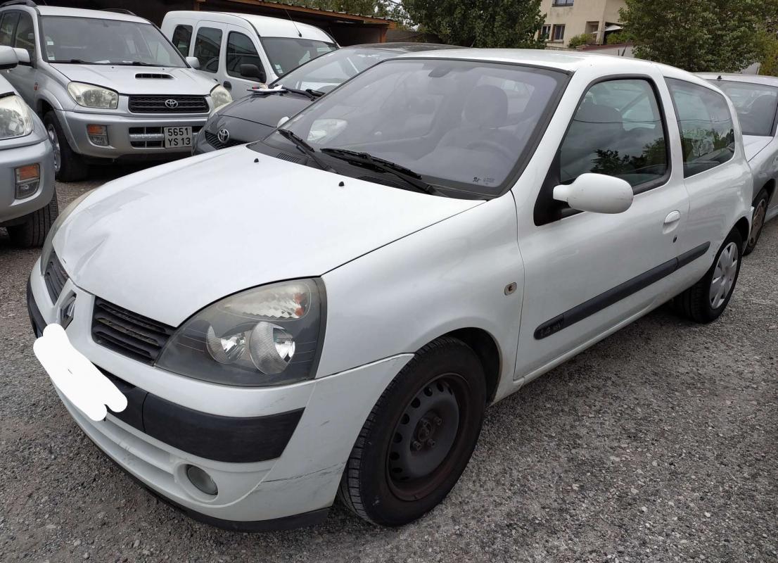 RENAULT CLIO - II S2 1,4 16V PROACTIVE BOITE AUTO (2004)