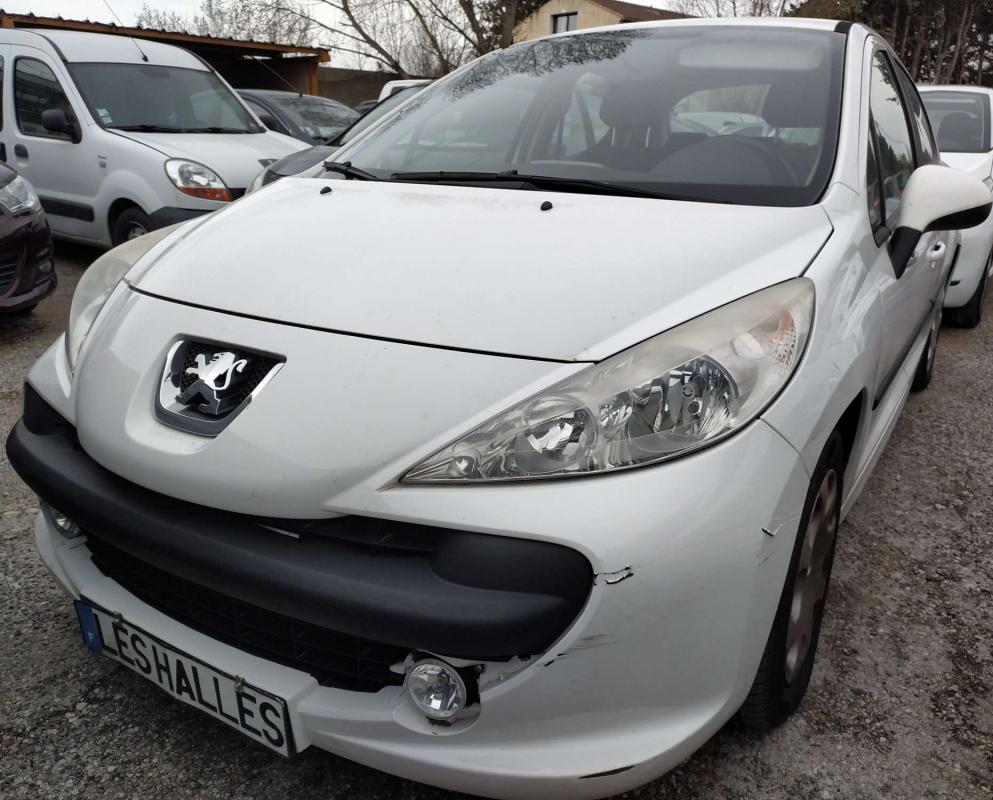 Peugeot 207 1.6 16V VTI 120CV BOITE AUTO