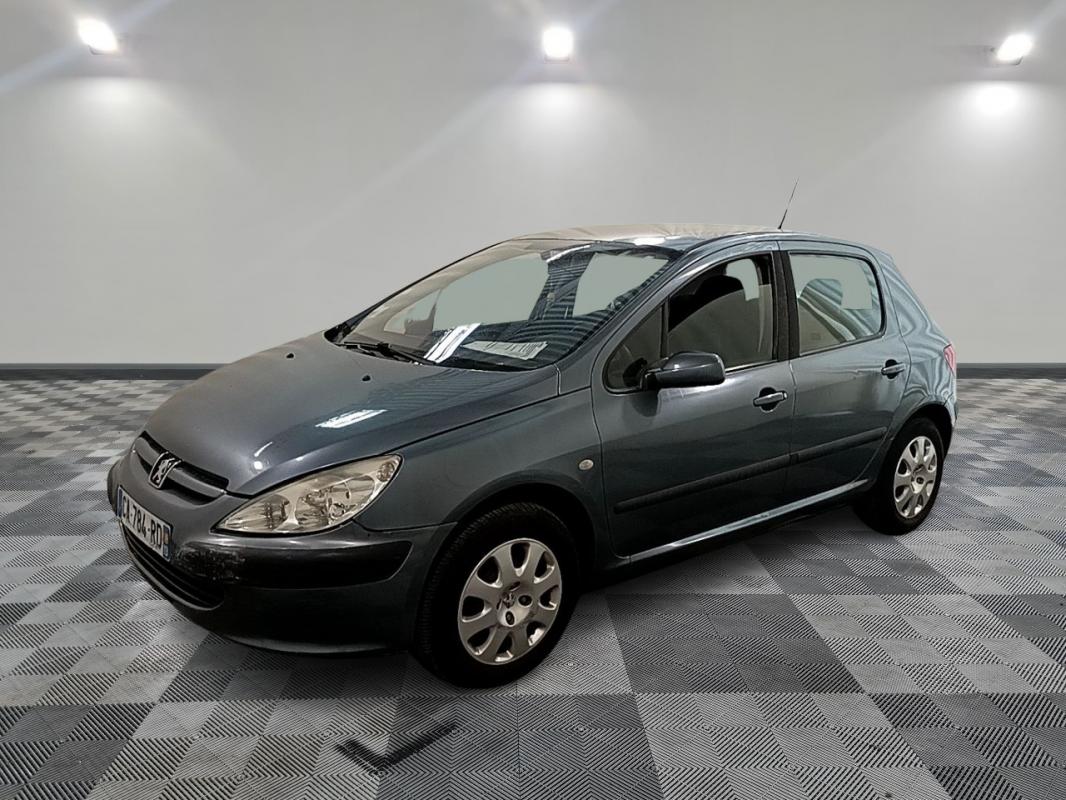 PEUGEOT 307 - 2.0 HDI 90 XT (2004)