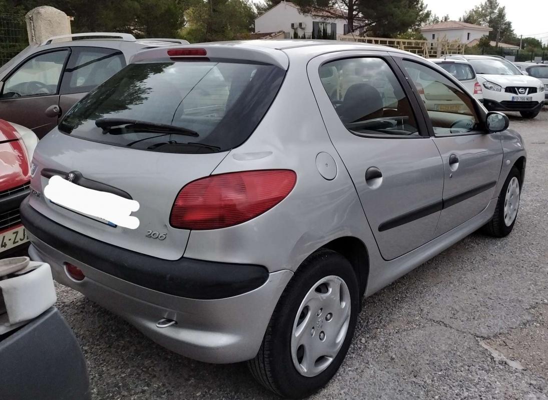 Peugeot 206 - 1,4i XT 75CV PACK CLIM BOITE AUTO