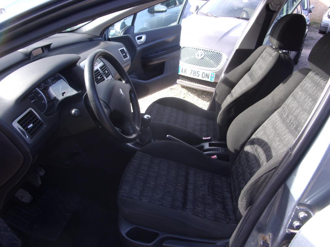 Peugeot 307 - 2.0 HDI 90XT