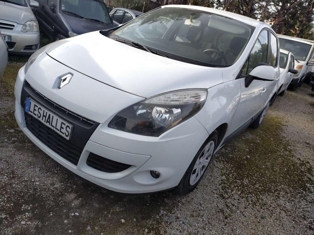 Renault Scénic - III 1,5 DCI 95 FAP Eco2 5Ptes Authentique