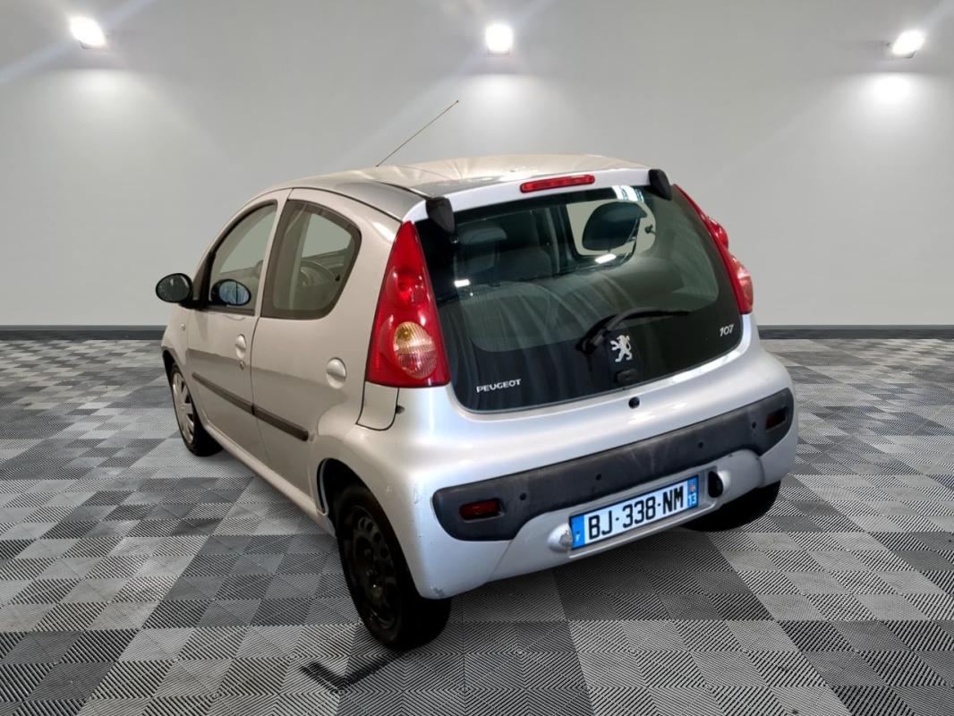 Peugeot 107 - 1,0 68CV 12V 2-TRONIV TRENDY BOITE AUTO