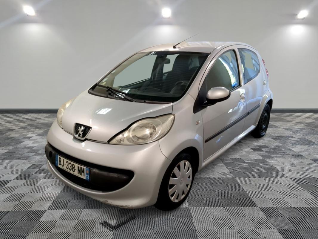 Peugeot 107 - 1,0 68CV 12V 2-TRONIV TRENDY BOITE AUTO