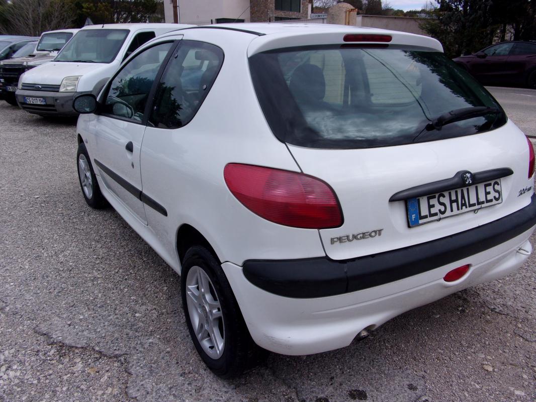 Peugeot 206 - 1,4 HDI XLINE