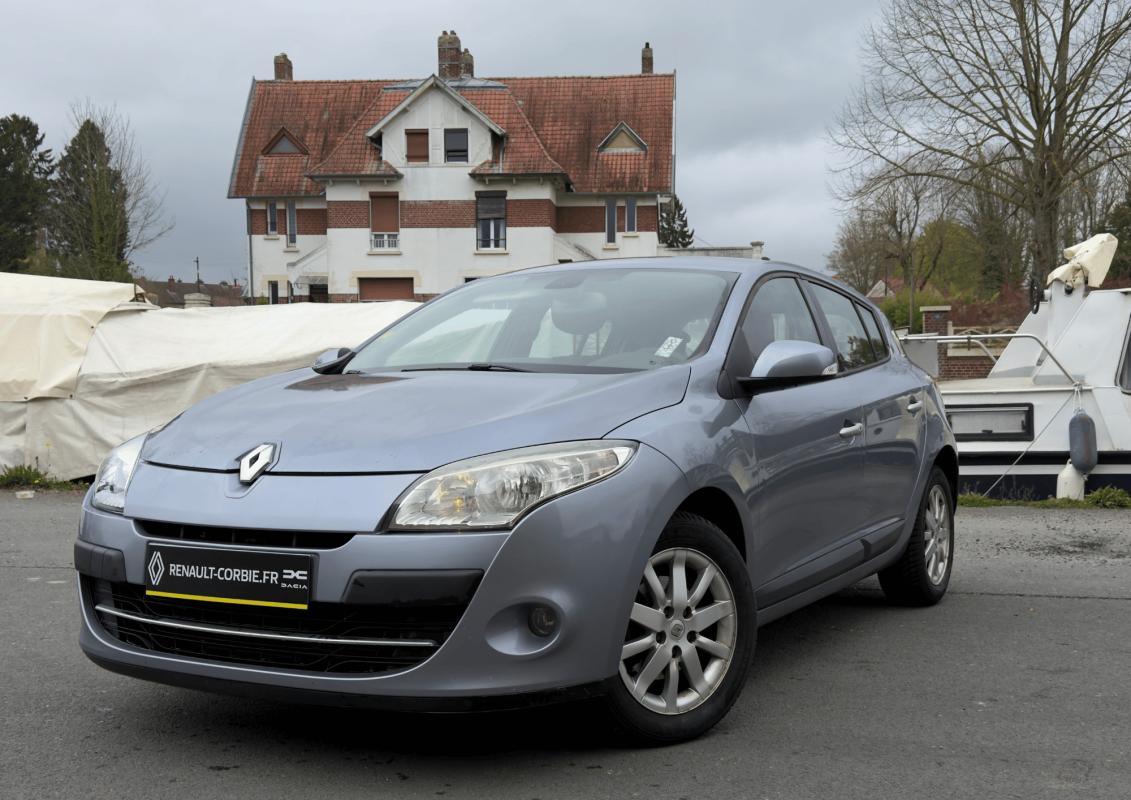 RENAULT MÉGANE - IV III PRIVILEGE DCI 110 (2010)