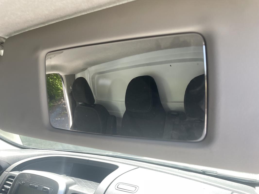 Renault Trafic - L1H1 GRAND CONFORT EDC 145 1200