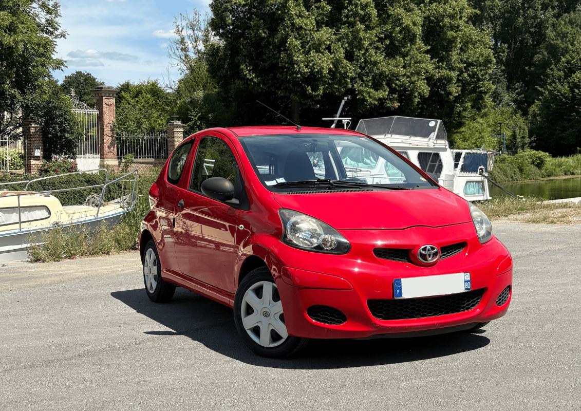 Toyota Aygo - VVTI 1.0 3 PTS PHASE 2 70 CH