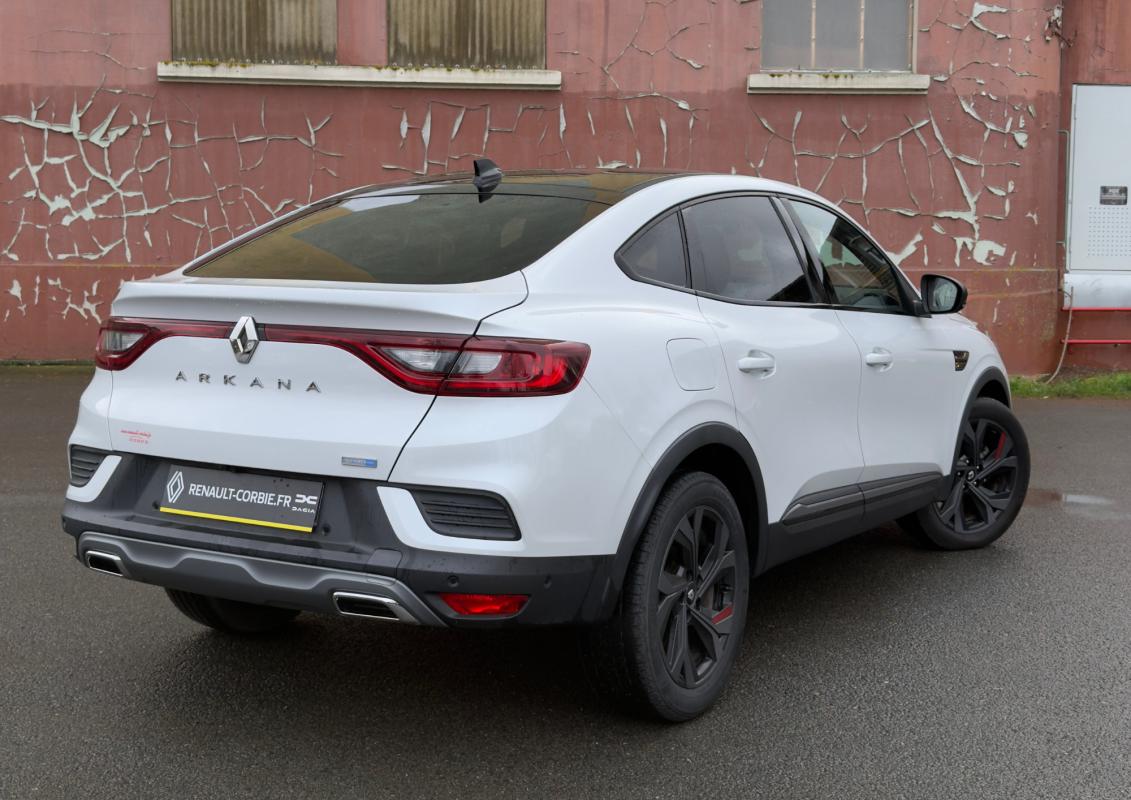 Renault Arkana - RS-LINE E-TECH 145 EDC FULL OPTION BOSE