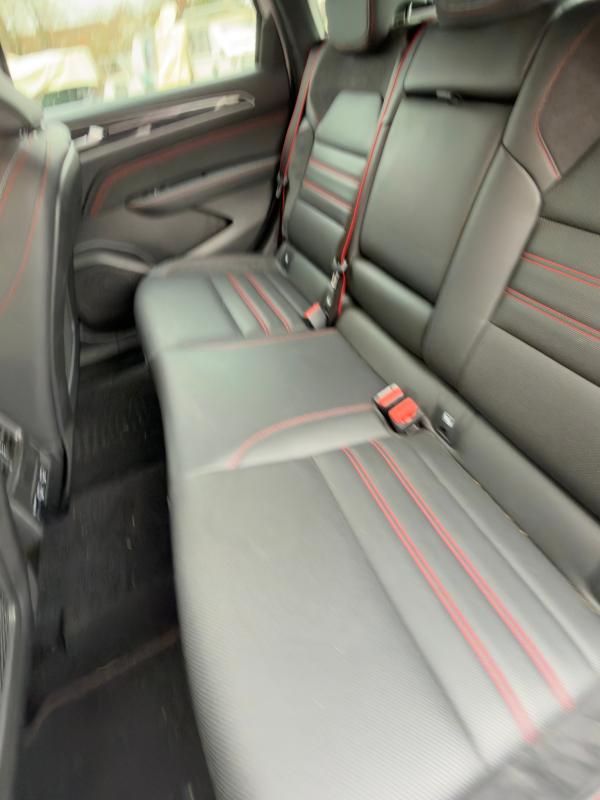 Renault Arkana - RS-LINE E-TECH 145 EDC FULL OPTION BOSE