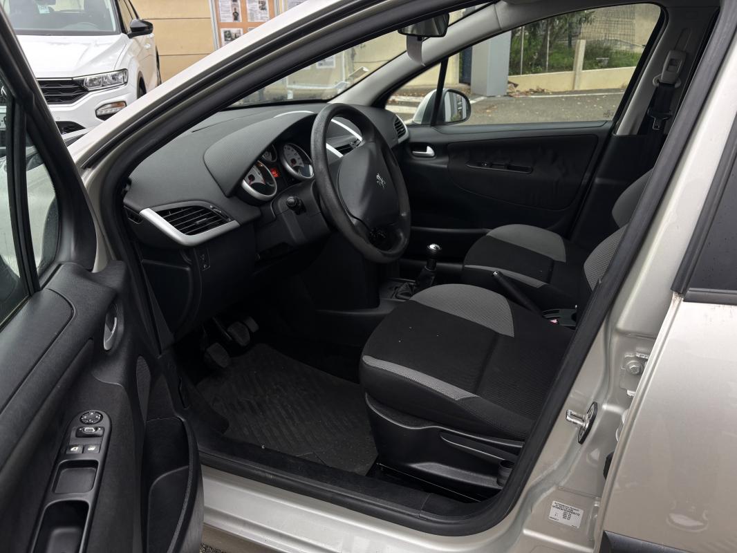 Peugeot 207 SW - 1.4 VTI 16V 95CV TRENDY