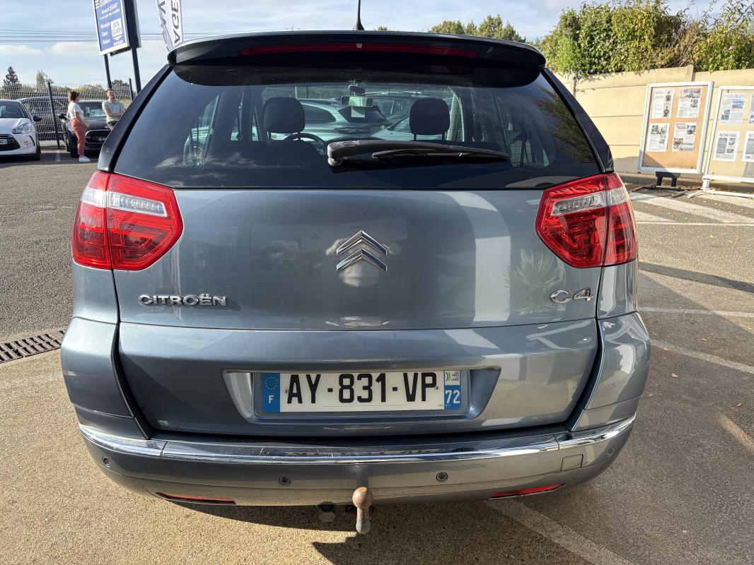 Citroën C4 Picasso - 1.6L E-HDI 110 CV BVM 5 BUSINESS PACK - ATTELAGE
