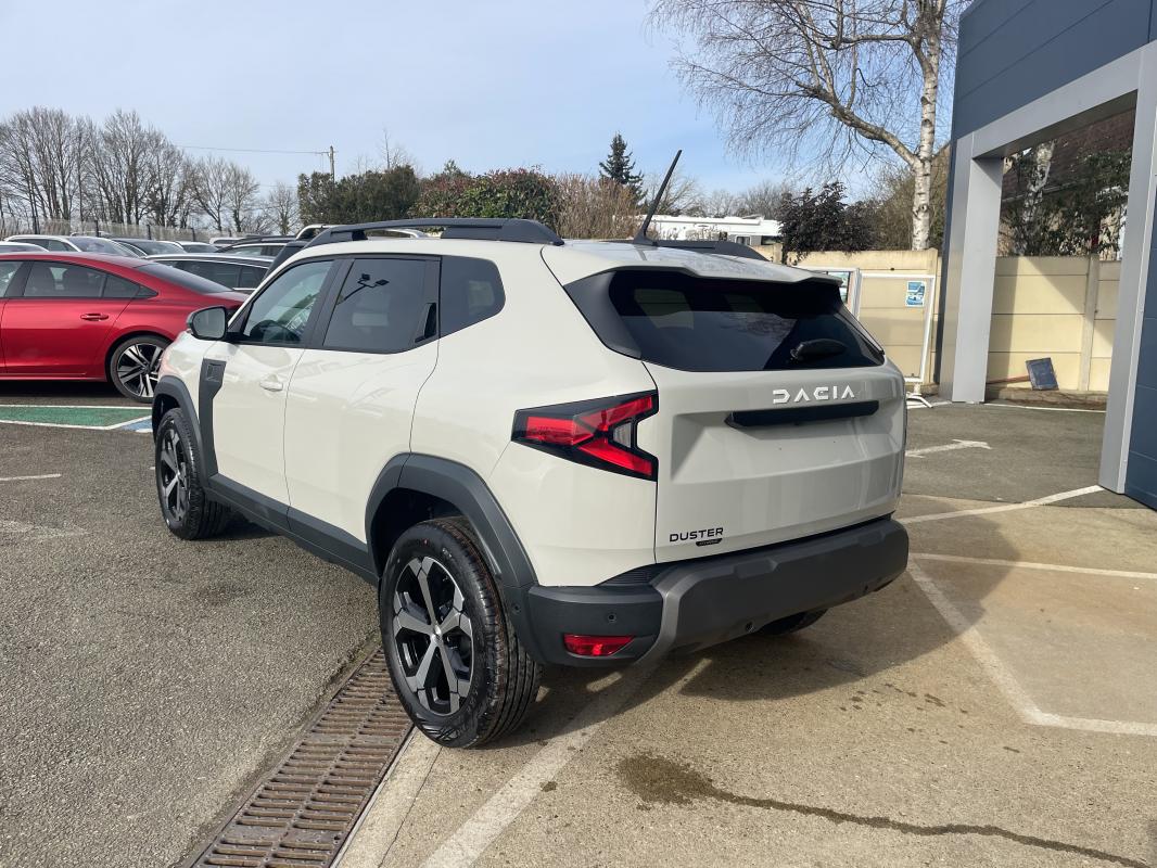 Dacia Duster - HYBRIDE 140 CV + SIEGE CHAUFFANT ET VOLANT - CAMERA MULTIVUES