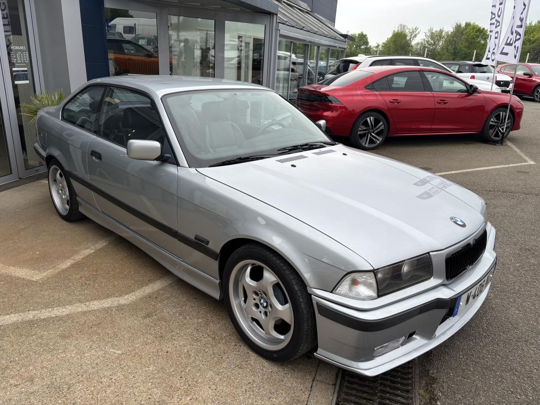 BMW 328 - COUPE E36 PACK M 193CV - A RESTAURER