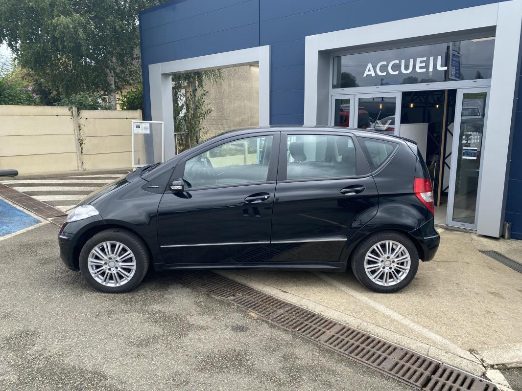 Mercedes Classe A - CLASE 180 116V BVA AVANTGARDE