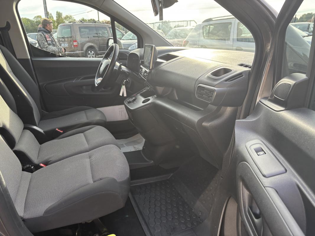 Citroën Berlingo - 1.5L BHDI 130 CV EAT 8 ASPHALT 3 places -