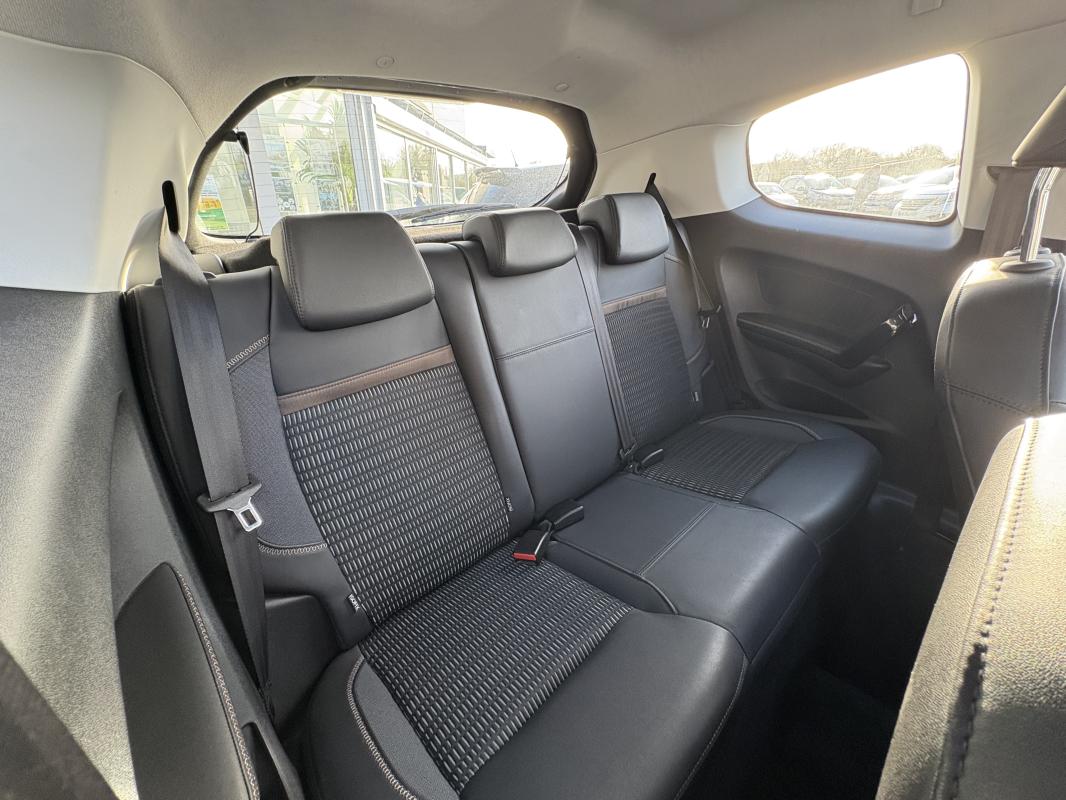 Peugeot 208 - 1.6L HDI 90 CV ALLURE - KIT DISTRIBUTION FAIT EN 2025