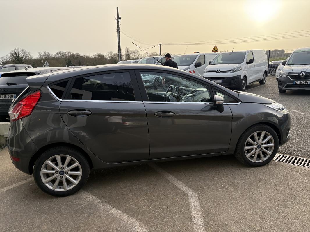 Ford Fiesta - ECOBOOST 100CH S&S BVM 5 TITANIUM