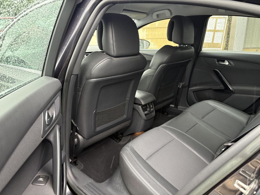Peugeot 508 - 2.0 HDI 150 CV BVM 6 ALLURE + ATTELAGE DEMONTABLE