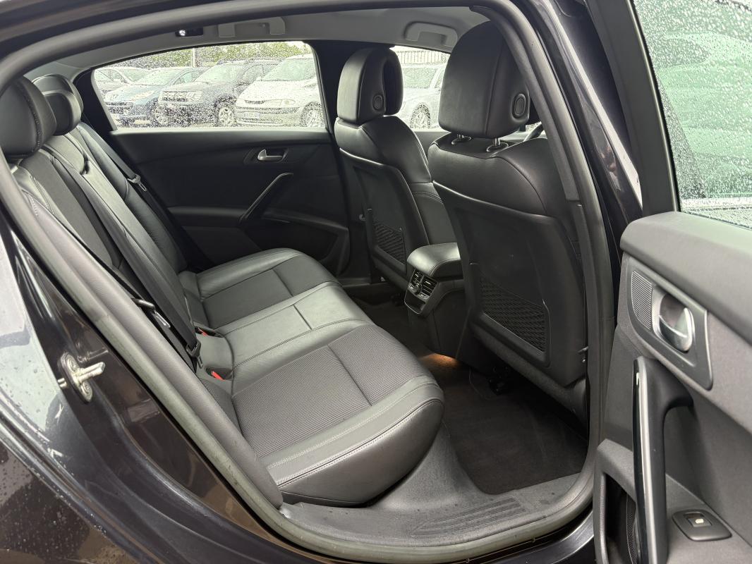 Peugeot 508 - 2.0 HDI 150 CV BVM 6 ALLURE + ATTELAGE DEMONTABLE