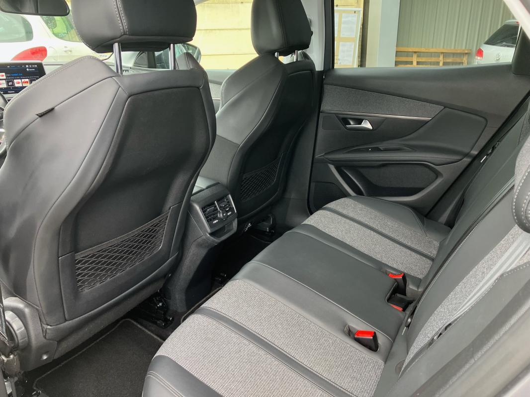 Peugeot 3008 - 1.2 PTEC 130CV ALLURE BUSINESS EAT8
