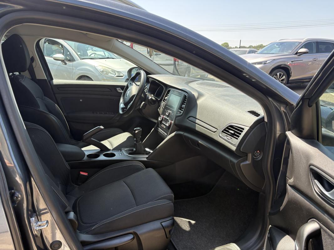 Renault Mégane Estate - 1.5 BLUE DCI 115CH BUSINESS BVM 6