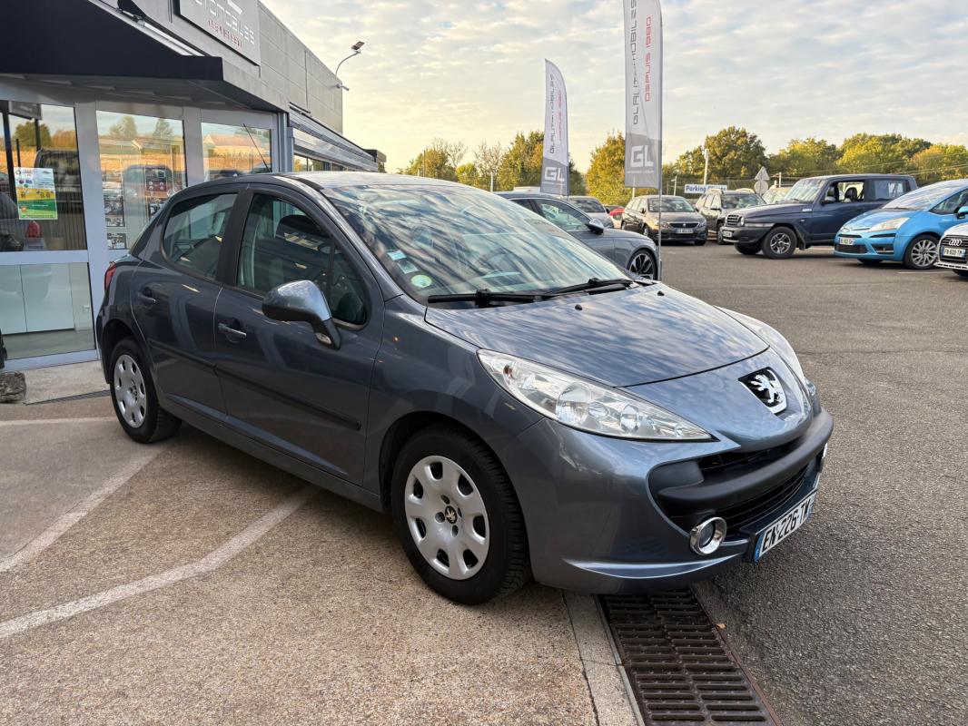 Peugeot 207 - 1.4 VTi 16V 95ch Style USB Box