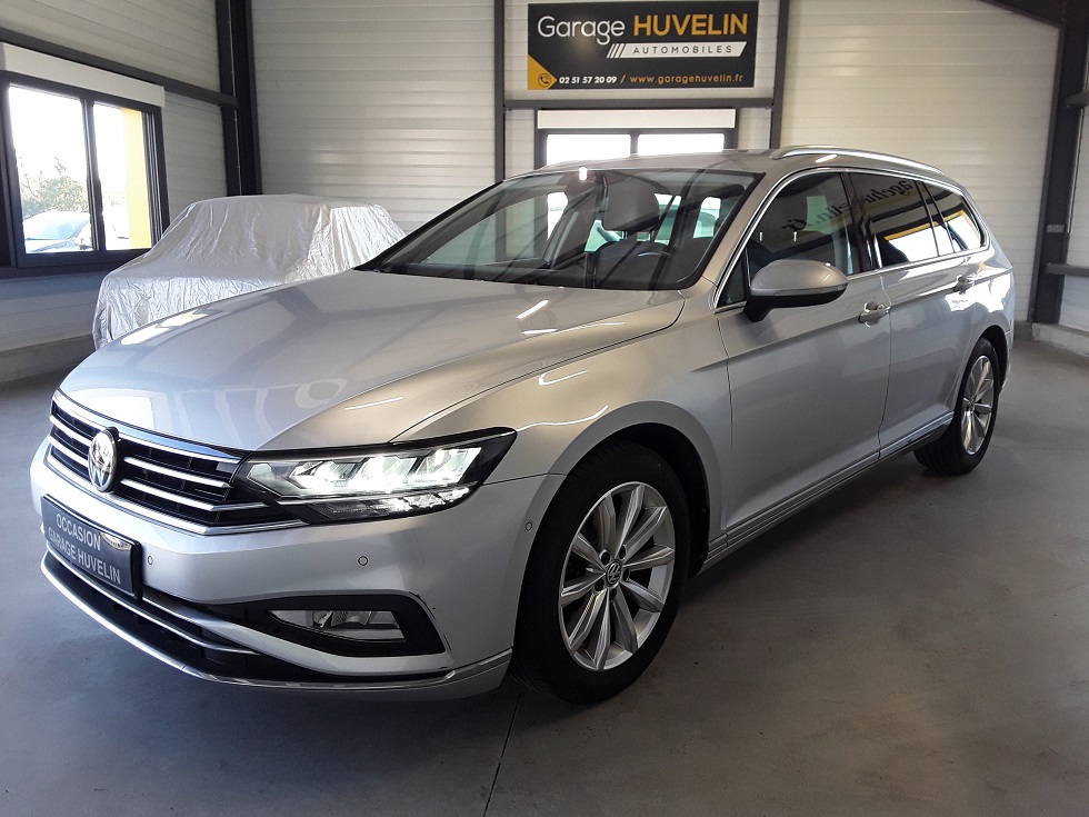 VOLKSWAGEN PASSAT SW - 2.0 TDI 150 CV EVO LOUNGE DSG7 (2020)