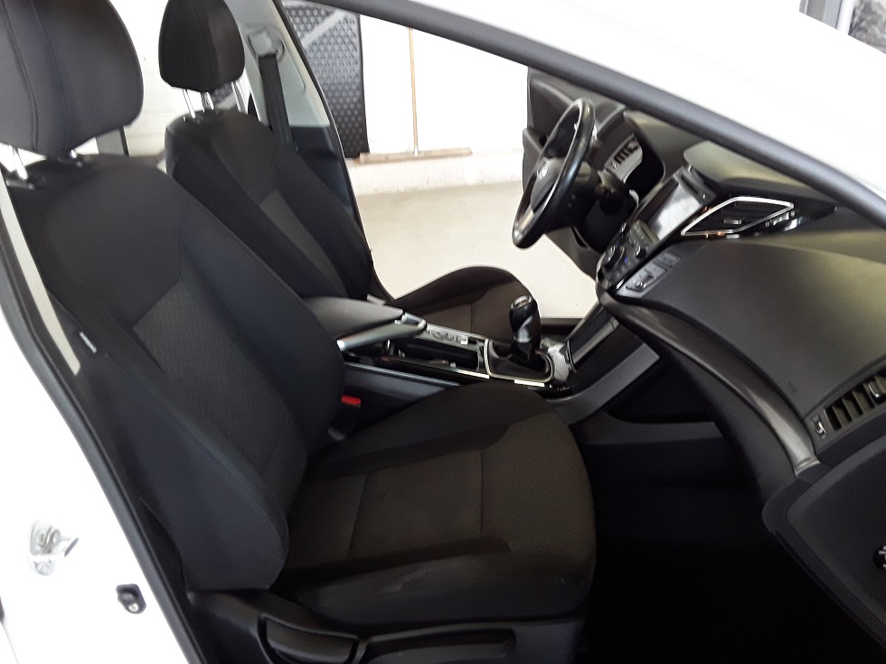 Hyundai i40 - 1.7 CRDI 136 CV PACK PREMIUM BV6
