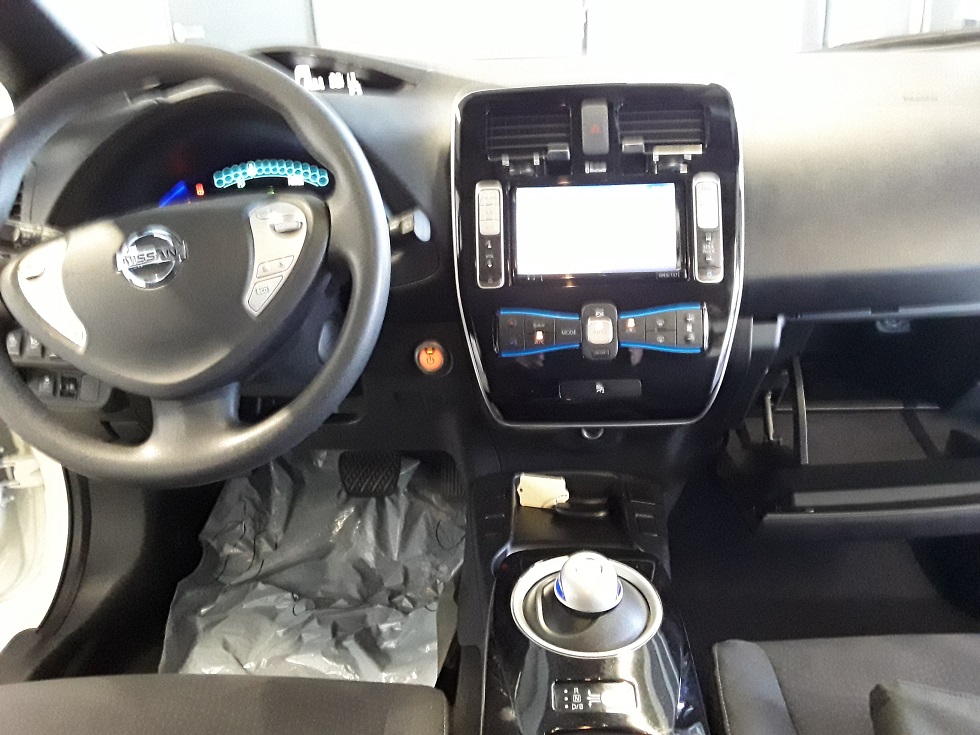 Nissan Leaf - ACENTA 109 CV 24 KWH