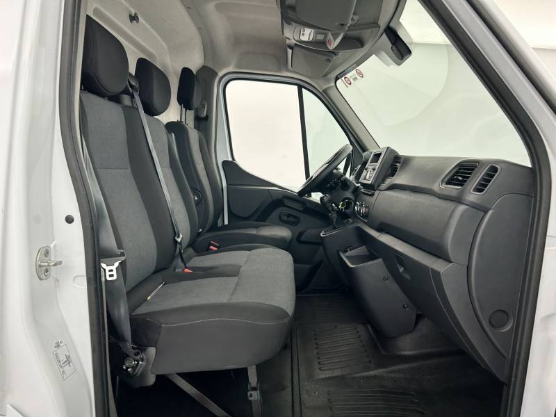 Renault Master - FOURGON FGN TRAC F3500 L2H2 BLUE DCI 135 CONFORT