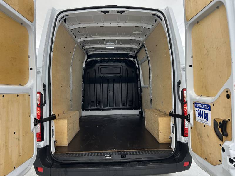 Renault Master - FOURGON FGN TRAC F3500 L2H2 BLUE DCI 135 CONFORT