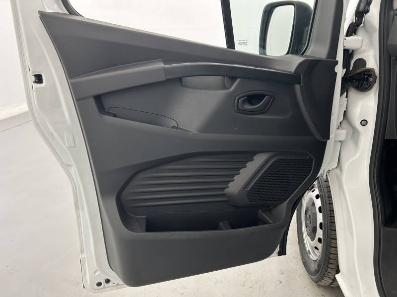 Renault Trafic - FGN L2H1 3000 KG BLUE DCI 130 CONFORT